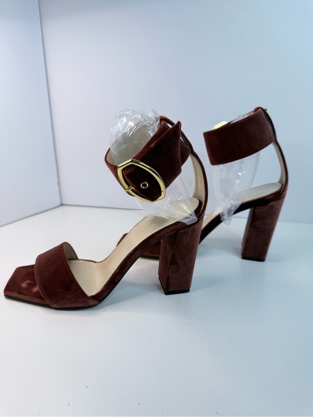 Banana Republic Made in Italy Brown Velvet Block Heel Sandals Size 8